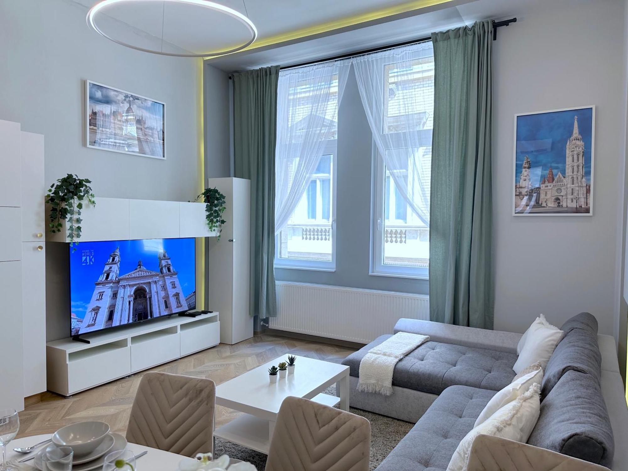 Lovely 3-bedroom In Downtown With Modern Design And Ac Boedapest